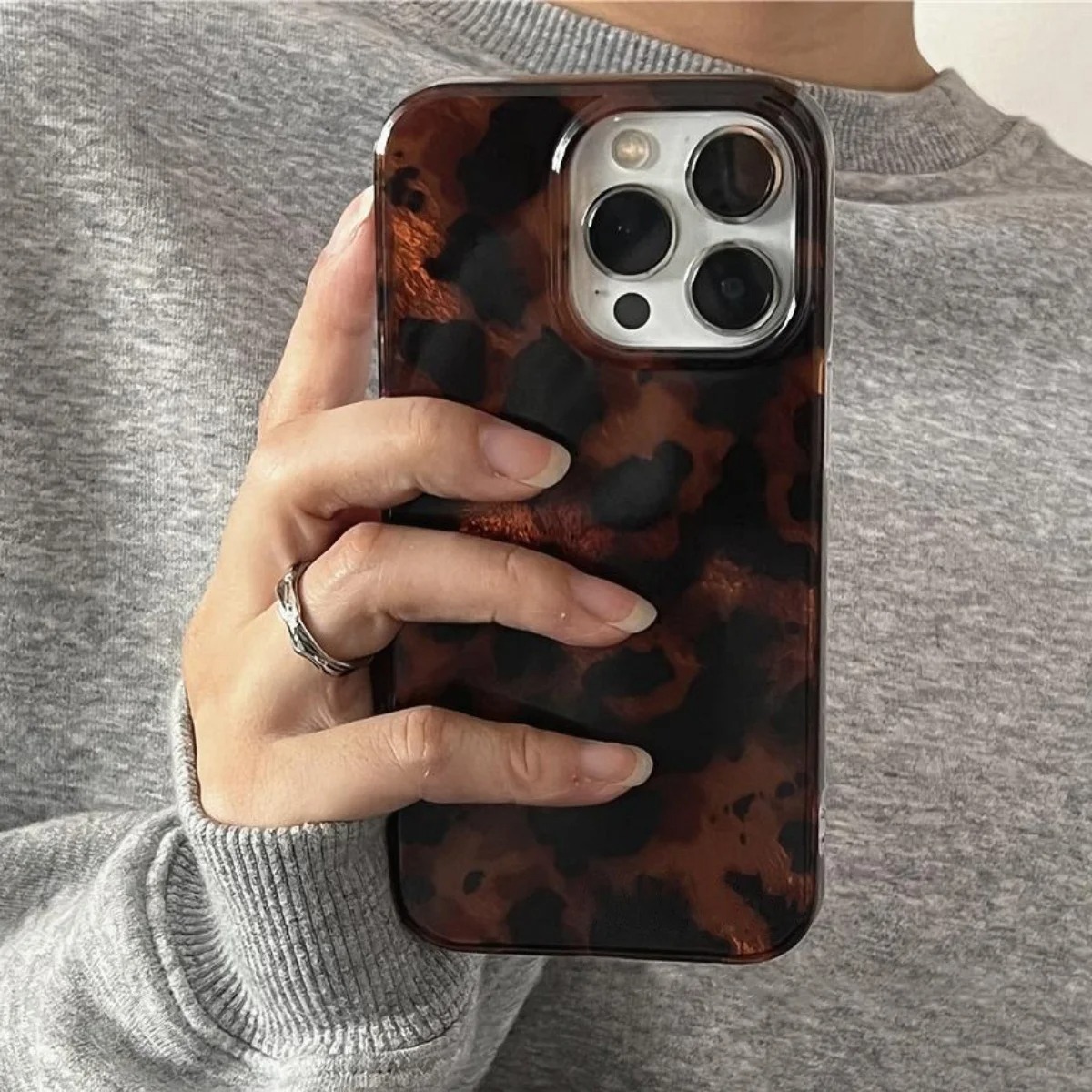 レトロなアンバーテクスチャのレーザー加工スマホケース iPh - Phone Cases Amazon のレビューと価格